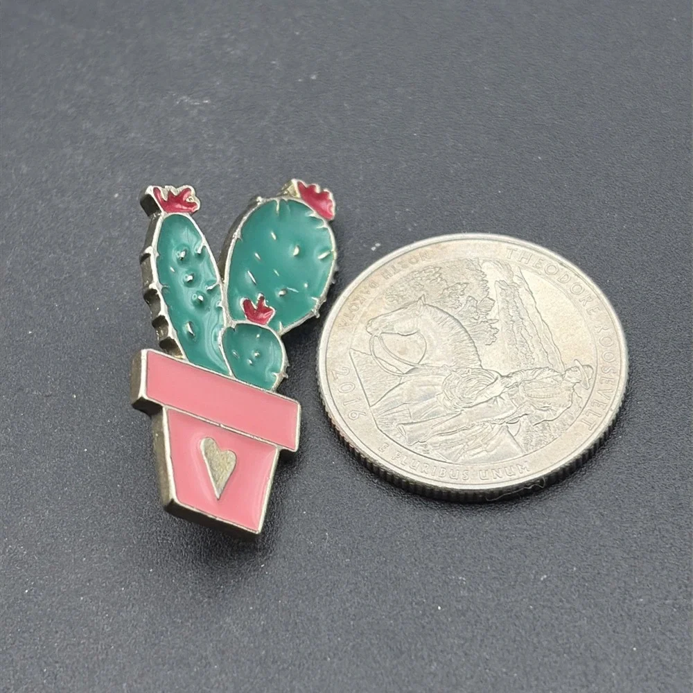 Cartoon Cactus Pink Heart Pot Lapel‎ Hat Pin